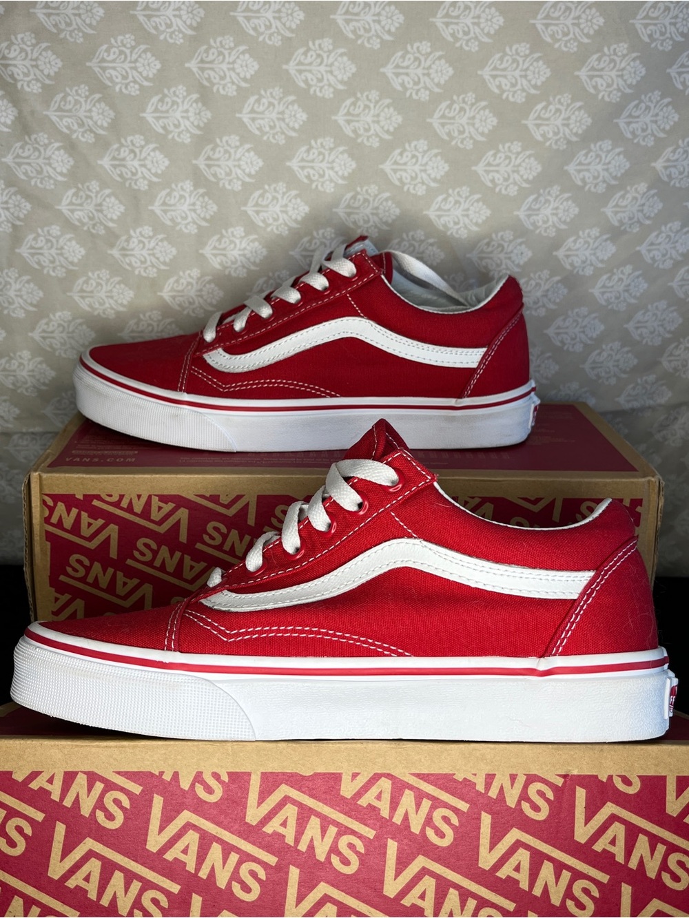 Vans Old Skool Sneakers - Red with White Stripe - Picture 2 of 8